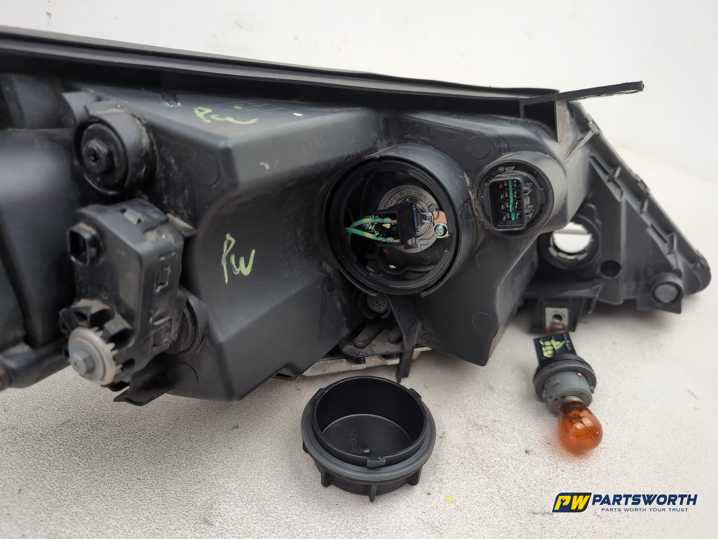 Headlamp LH 7