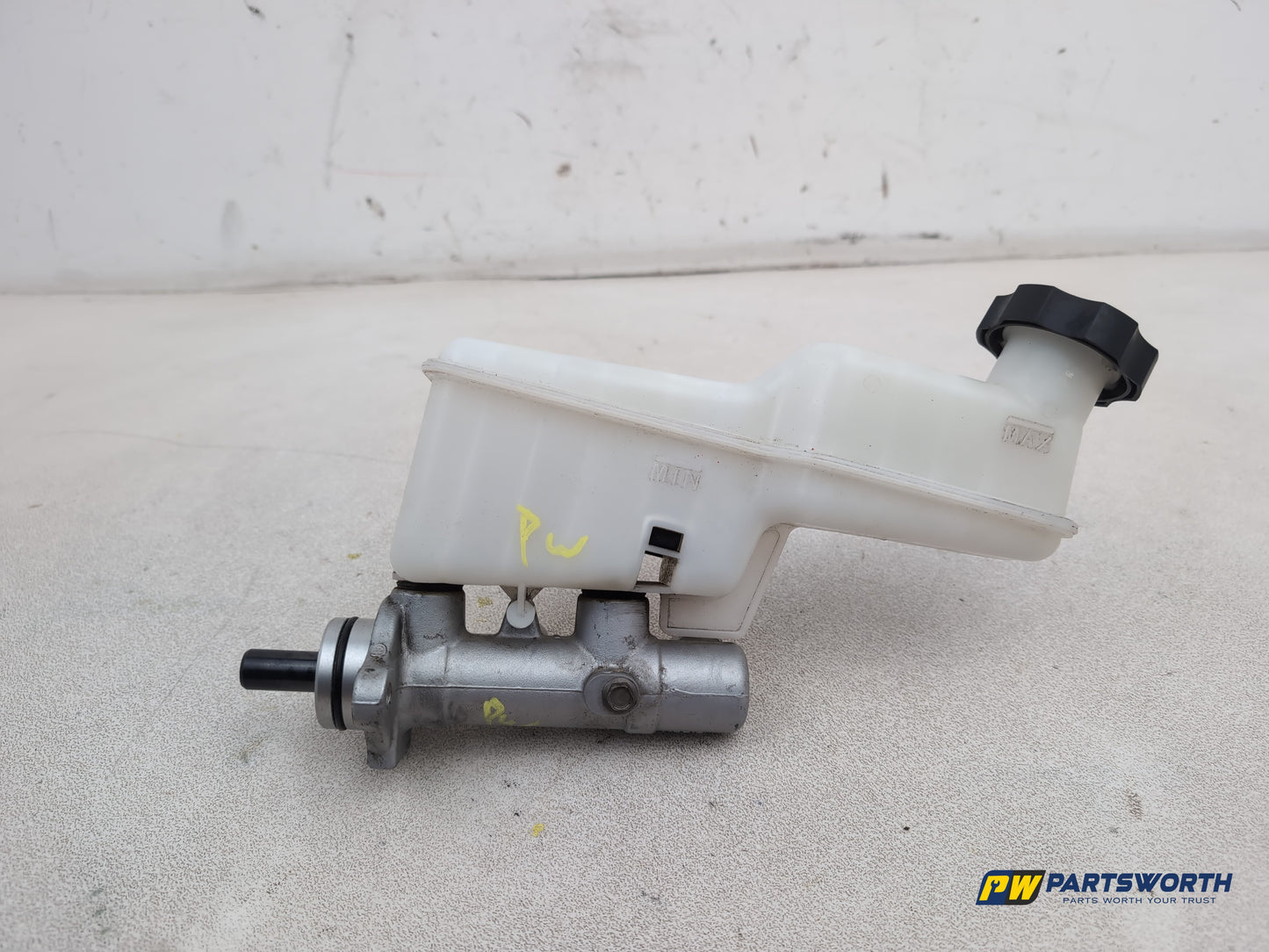 Brake Master Cylinder Assembly 1