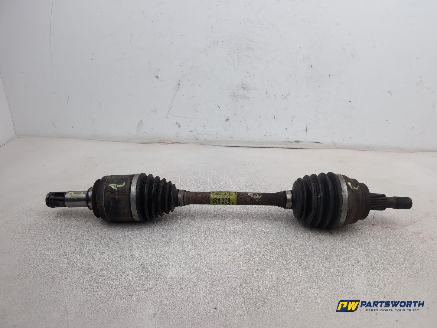 Mercedes-Benz Ml300 Sport Cdi Driveshaft Front Lh Passenger Side A1643300801