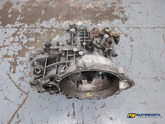 Kia Sportage Hyundai I40 Ix35 Manual Transmision Gearbox 1.7l Diesel 6 Speed