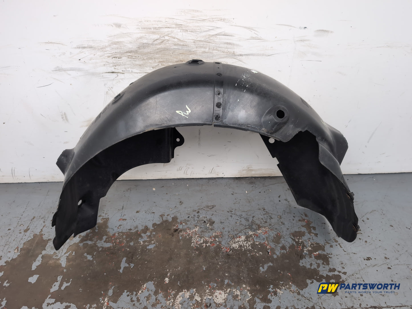 Moulding Wheel Arch Rear LH 1