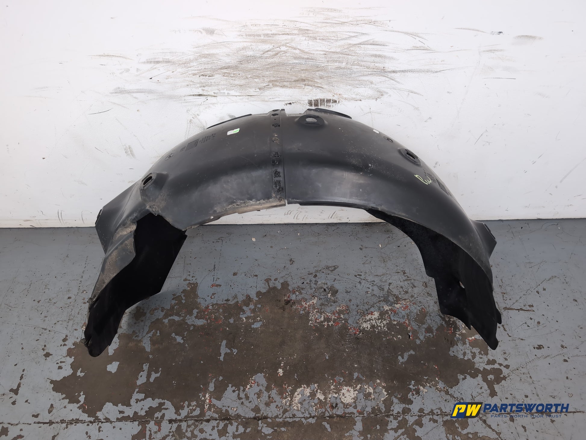 Moulding Wheel Arch Rear RH 1