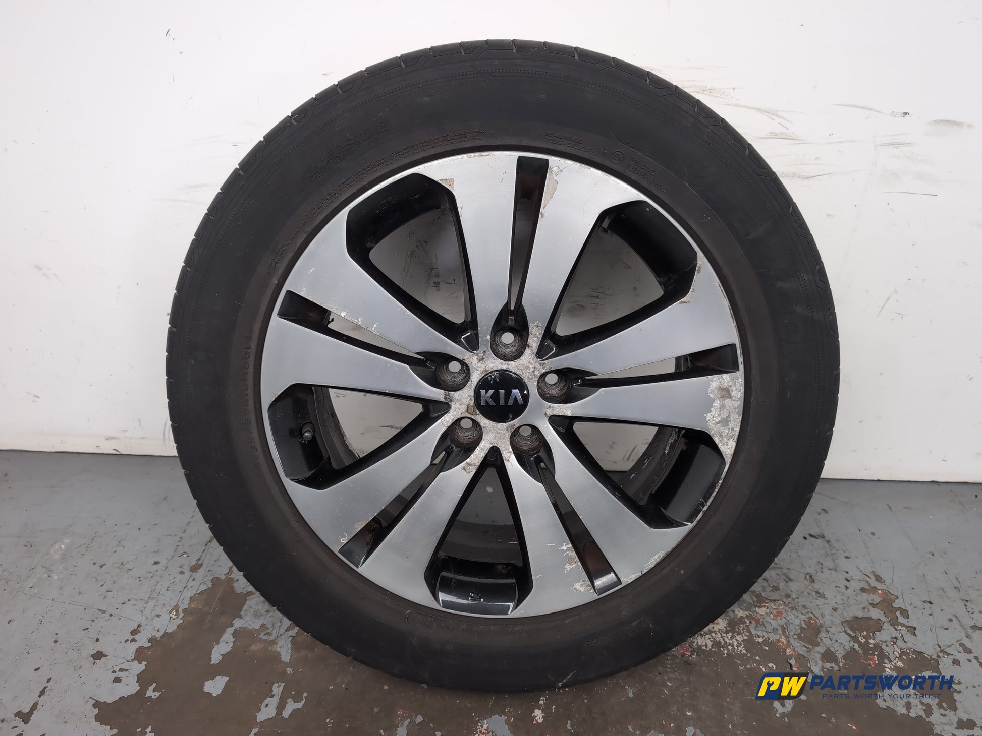 Kia Sportage 3 Sat Nav Crdi Wheel With Tyre 235/55 R18 529103u350