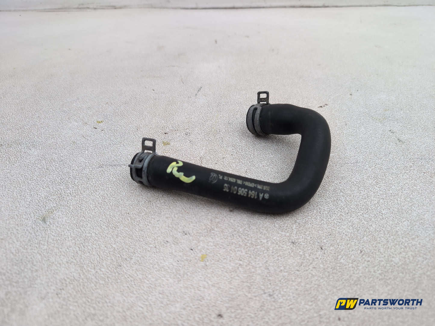 Mercedes-Benz Ml300 Sport Cdi Blue-Cy Coolant Hose Pipe A1645060435 2009-2011