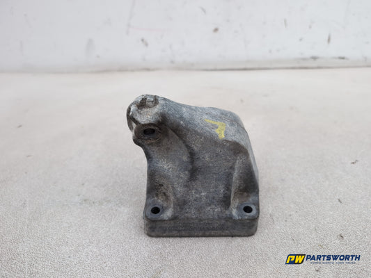 Mercedes-Benz Ml300 Sport Cdi Engine Mounting Bracket Left Side A6422230204