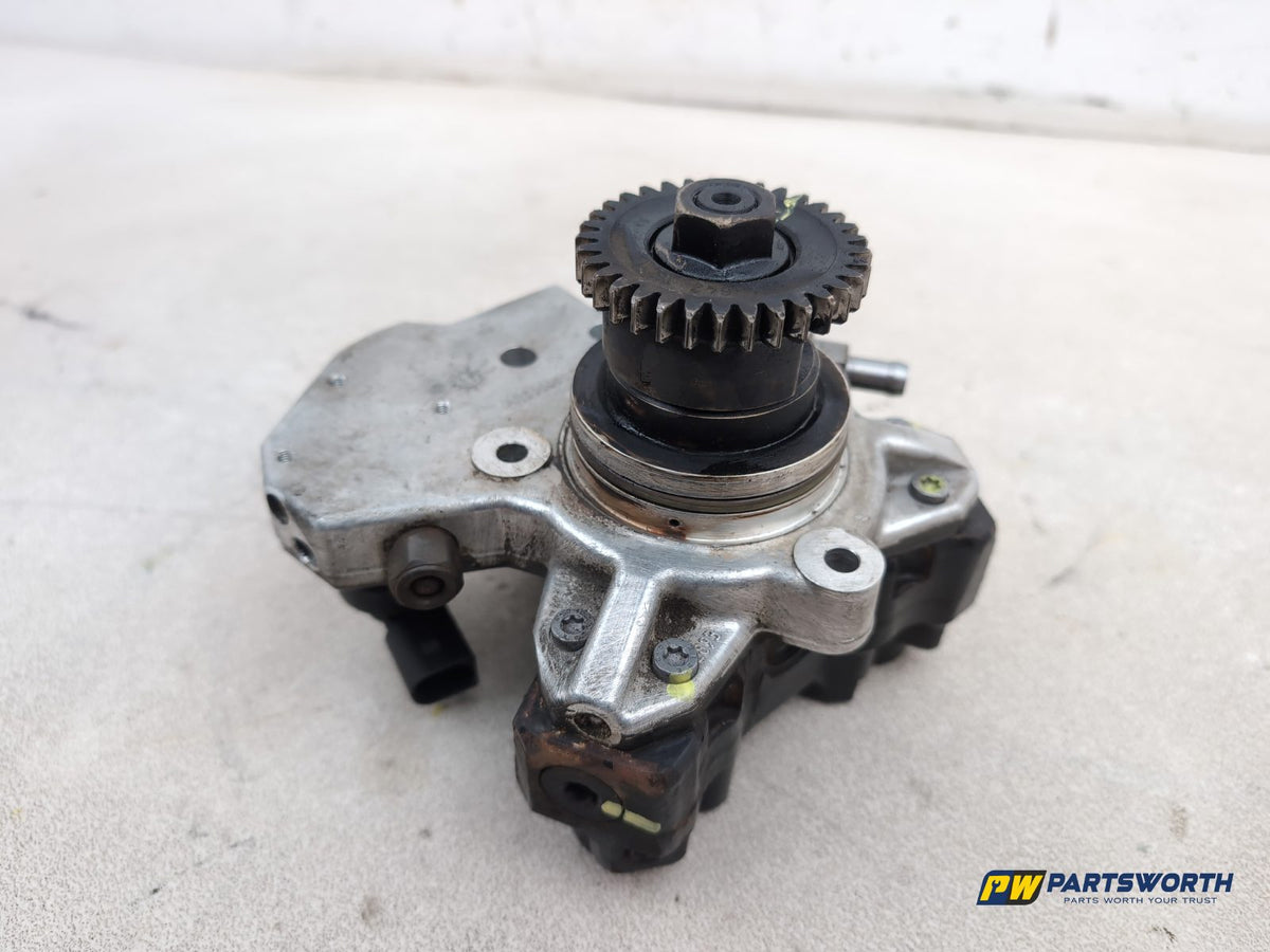 High pressure fuel pump 7