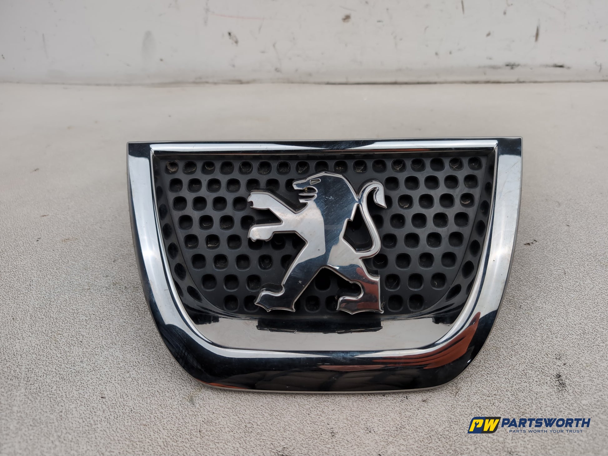 Peugeot 3008 Front Bumper Badge Emblem 9685973077 2009-2016 - photo 7