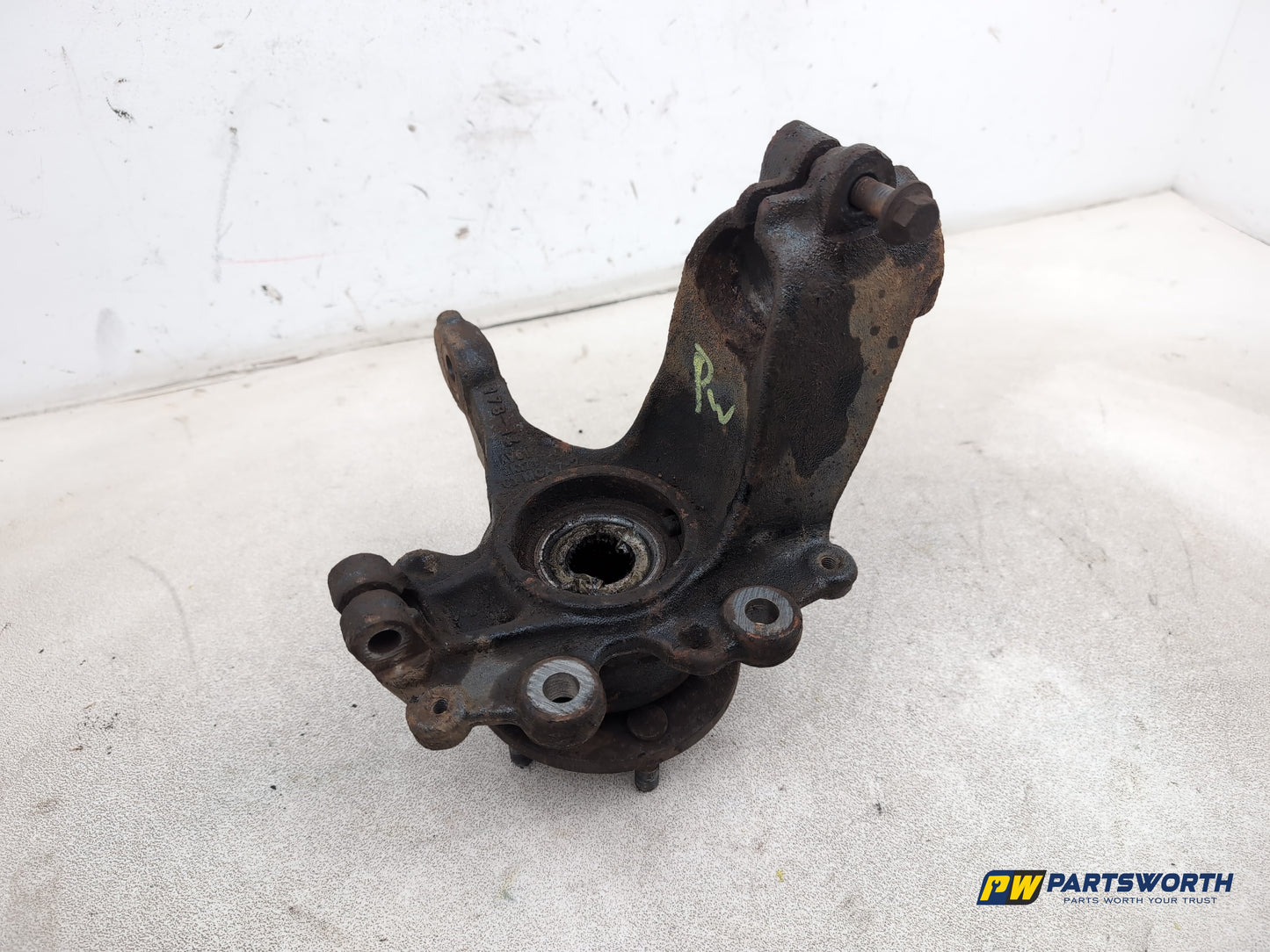 Ford Focus Zetec Turbo Wheel Hub Front Lh Passenger Side Av613k717 2011-2018 - photo 7