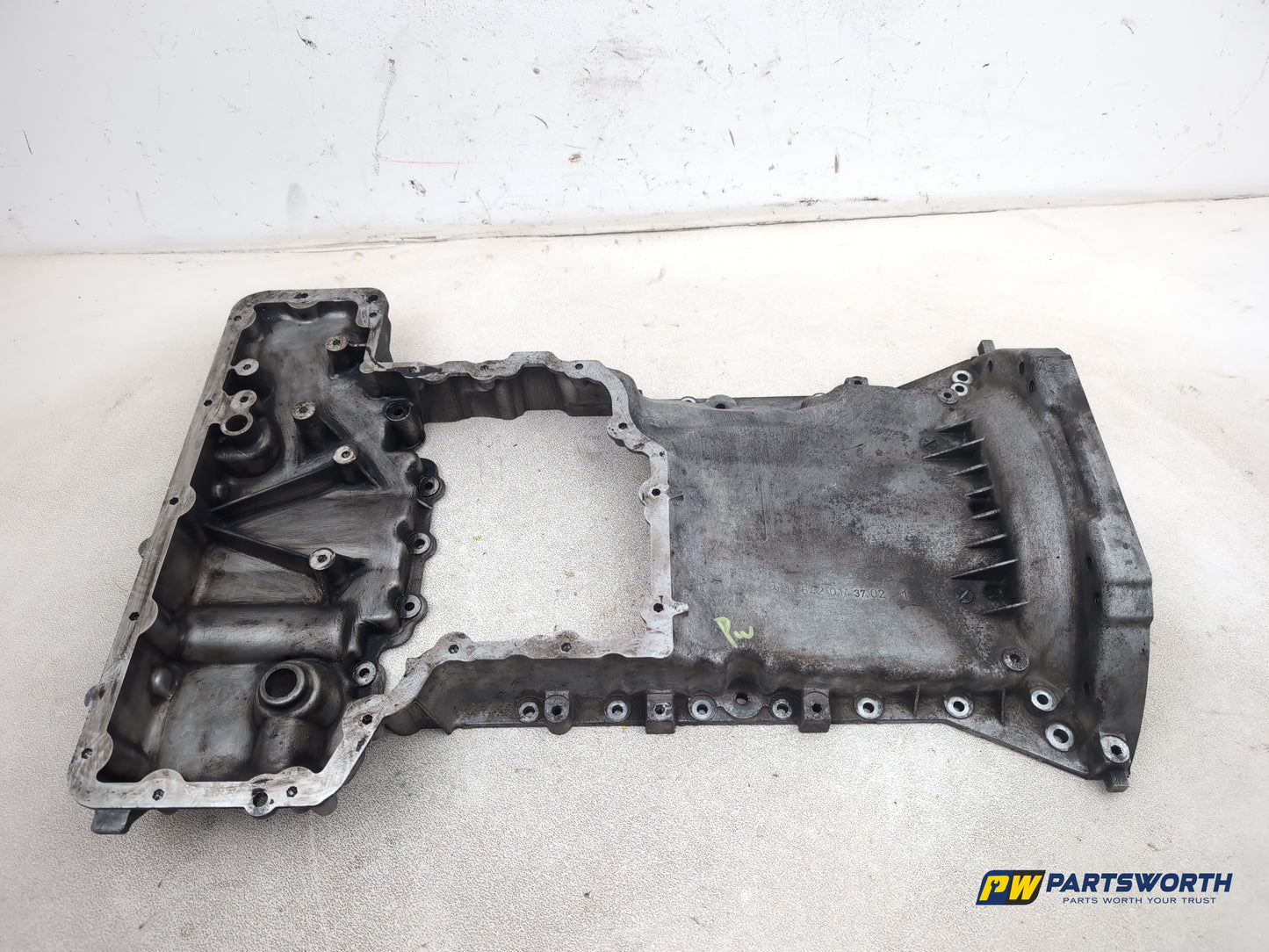 Mercedes-Benz Ml300 Sport Cdi Blue-Cy Oil Sump Pan 3.0l Diesel 2009-2011