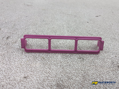 Audi A6 Se Tdi Quattro Auto Fuse Box Holder Mount Bracket 8k0971981a 2011-2014