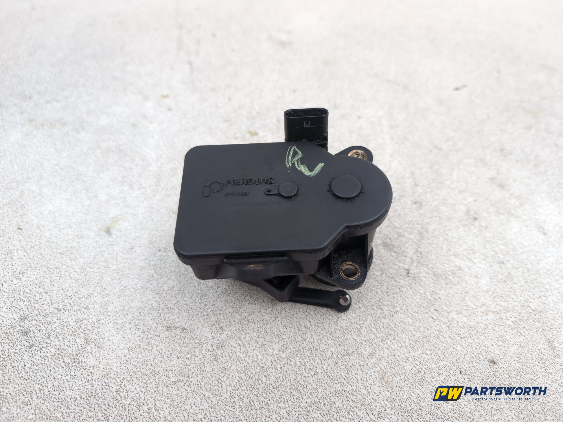 Mercedes-Benz B180 Intake Manifold Actuator Swirl Flap A6421500594 2009-2011