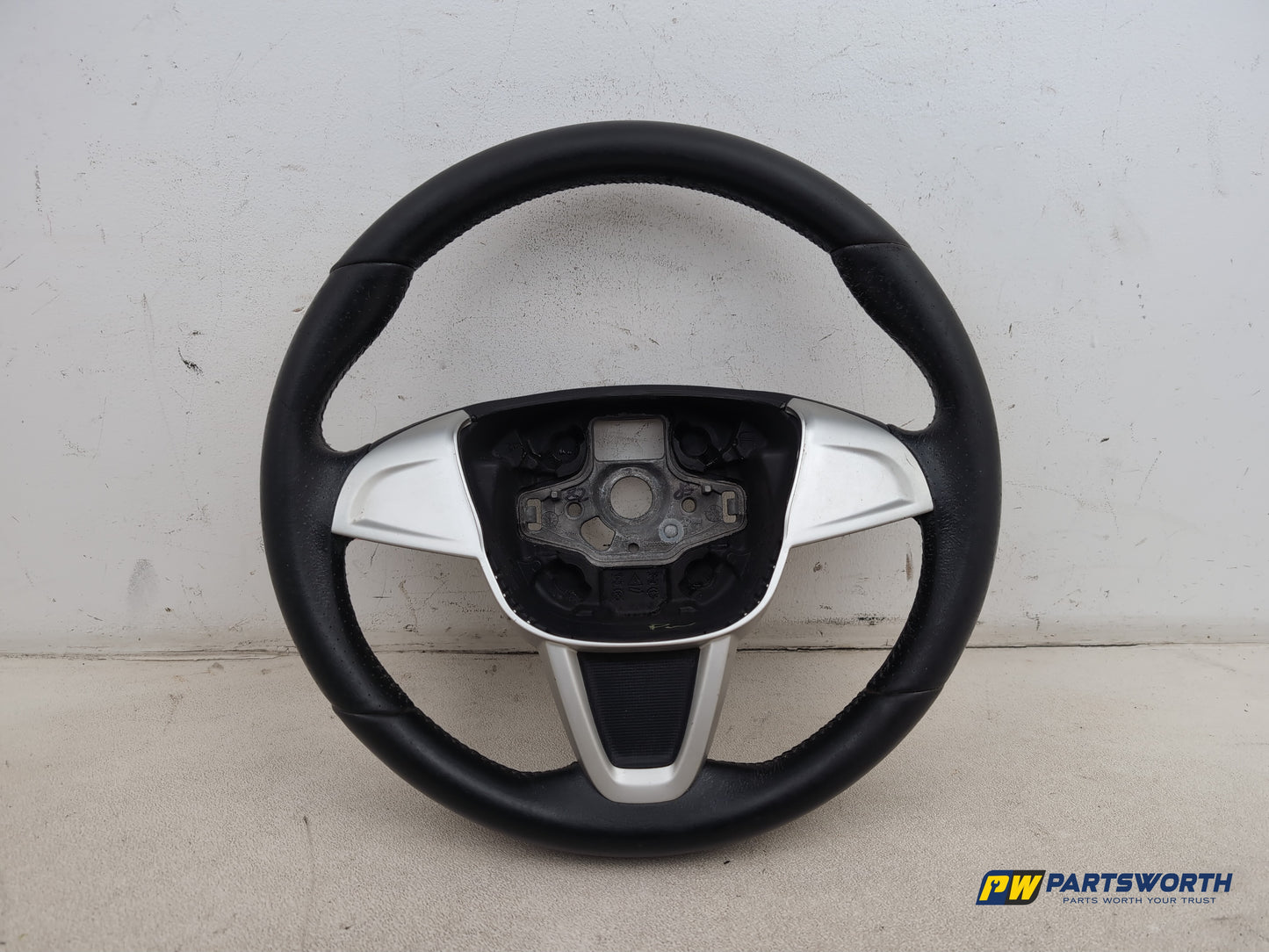 Seat Ibiza Sportrider Multifunction Steering Wheel 6j0419091m 2010-2011