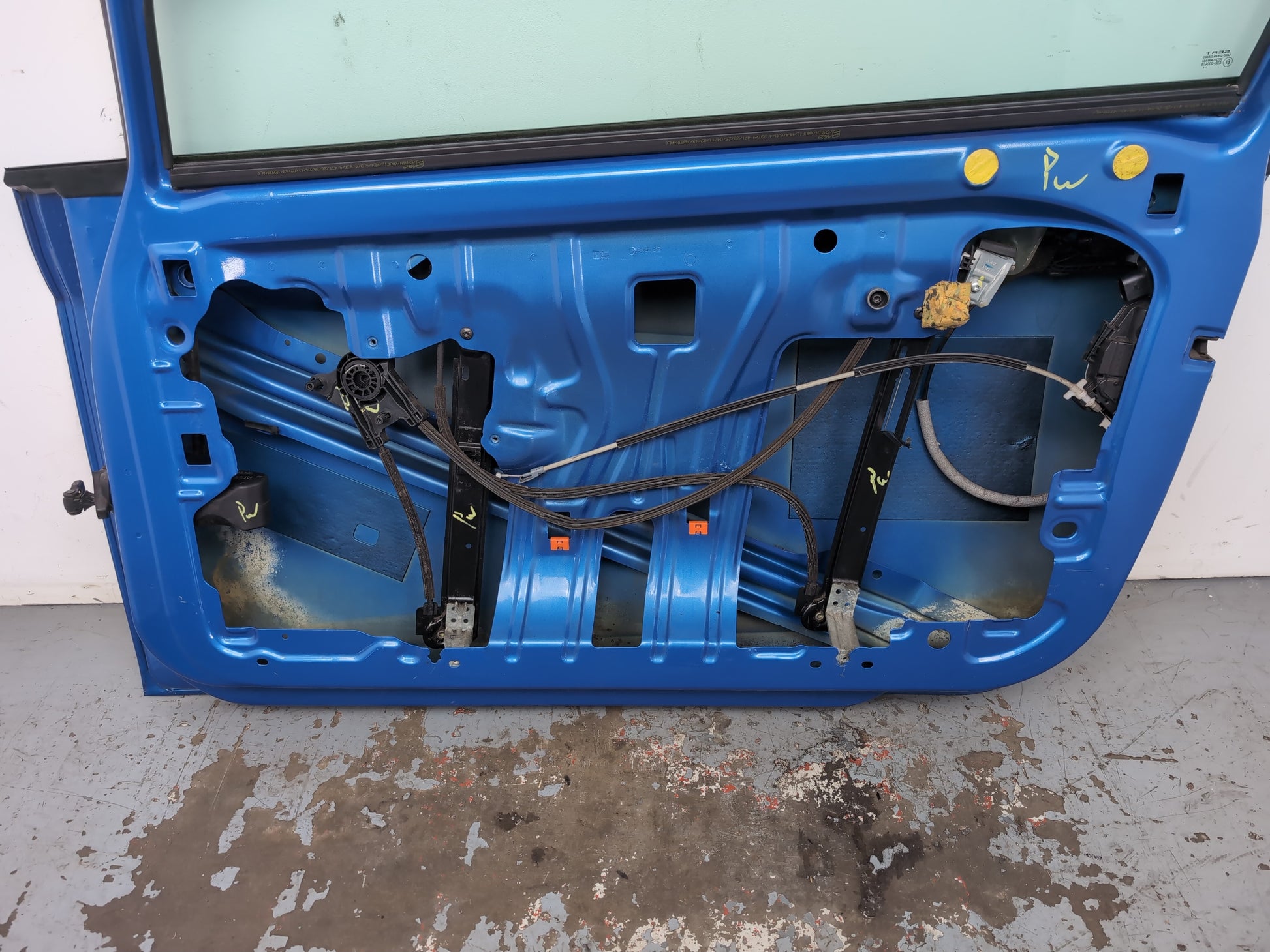 Door Front RH 13