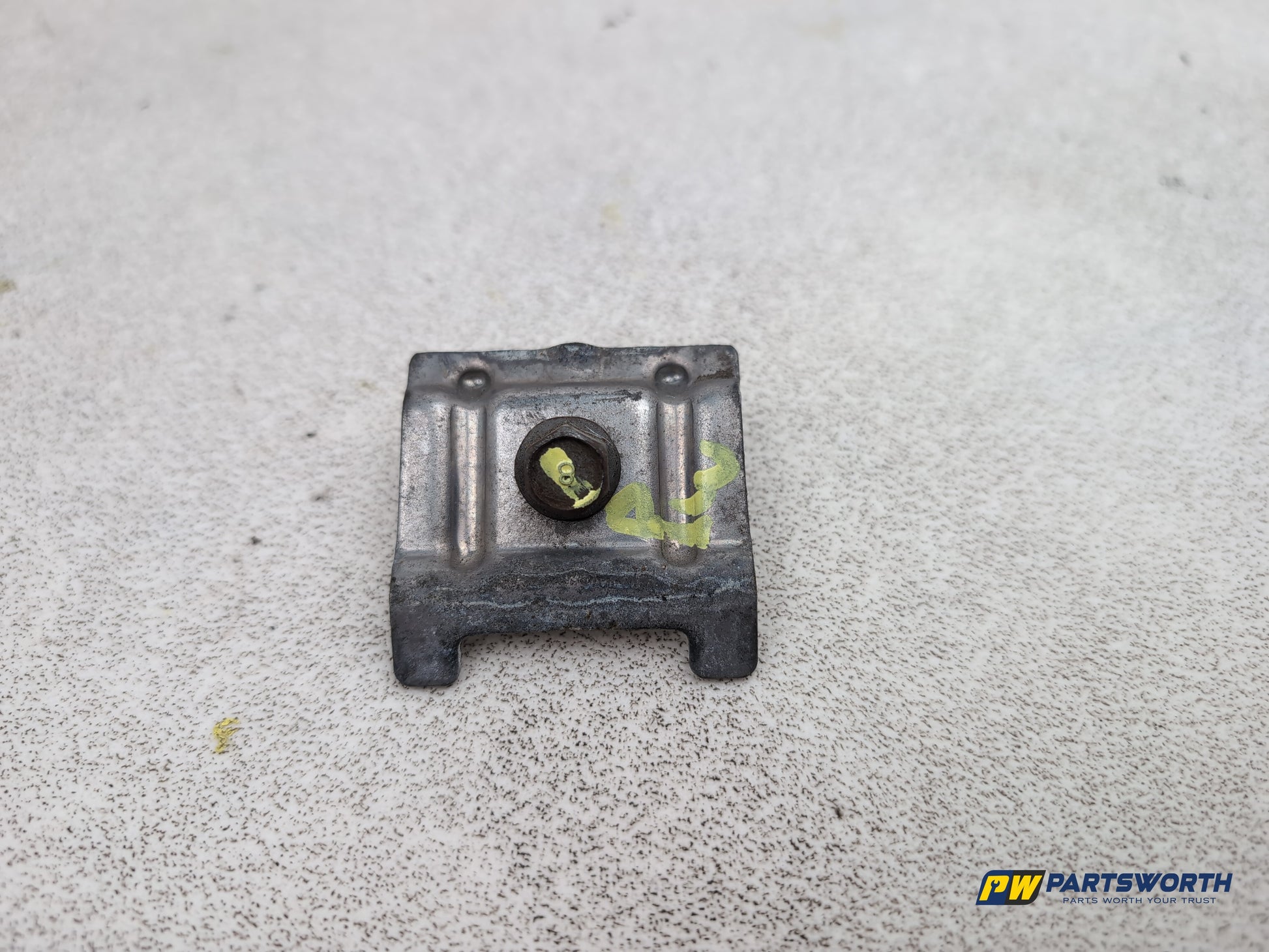 Seat Ibiza Sportrider Batery Mounting Clamp Bracket 2008-2012