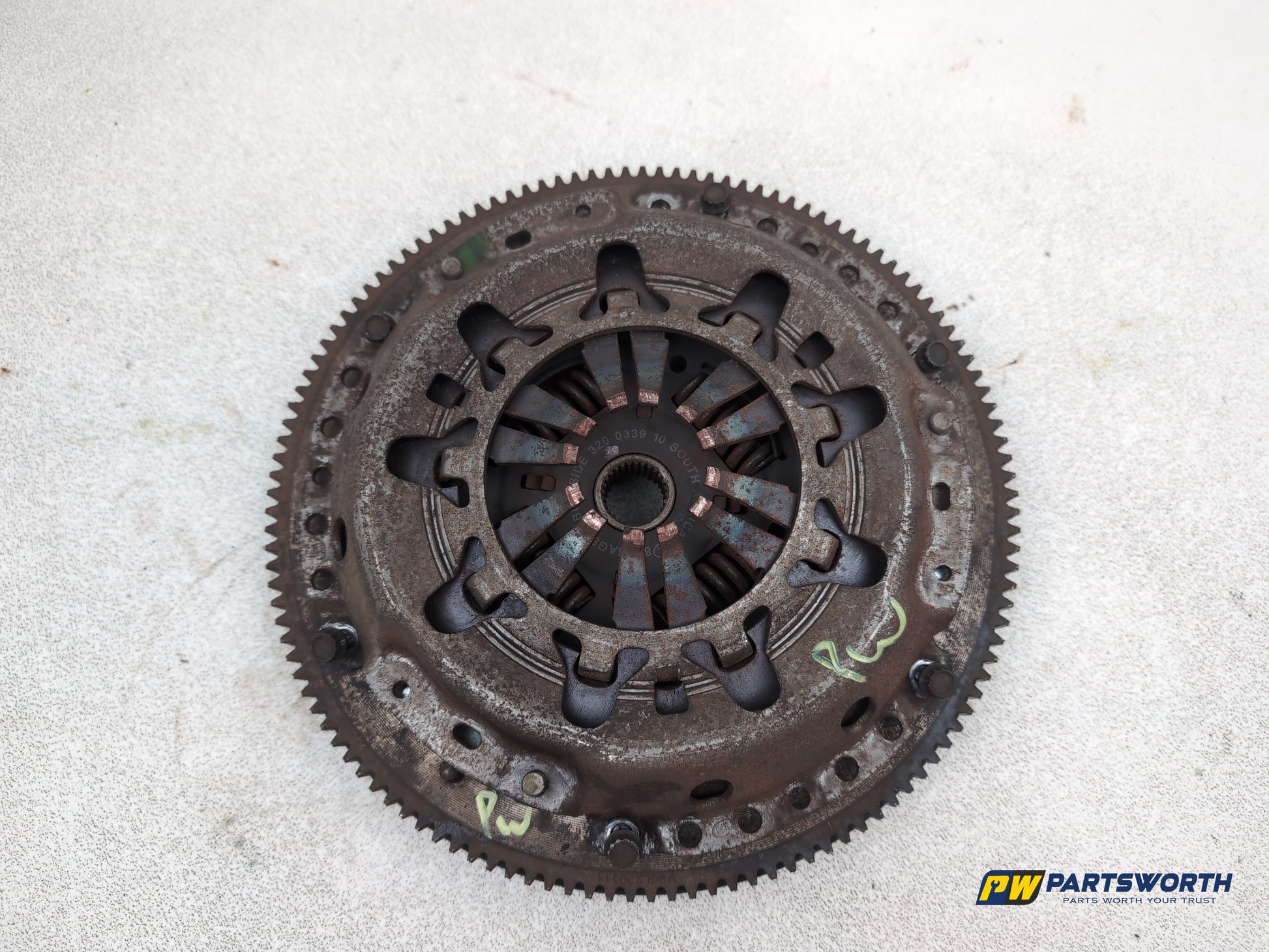 Seat Ibiza Sportrider Dual Mass Flywheel With Clutch Kit Cggb 2008-2012