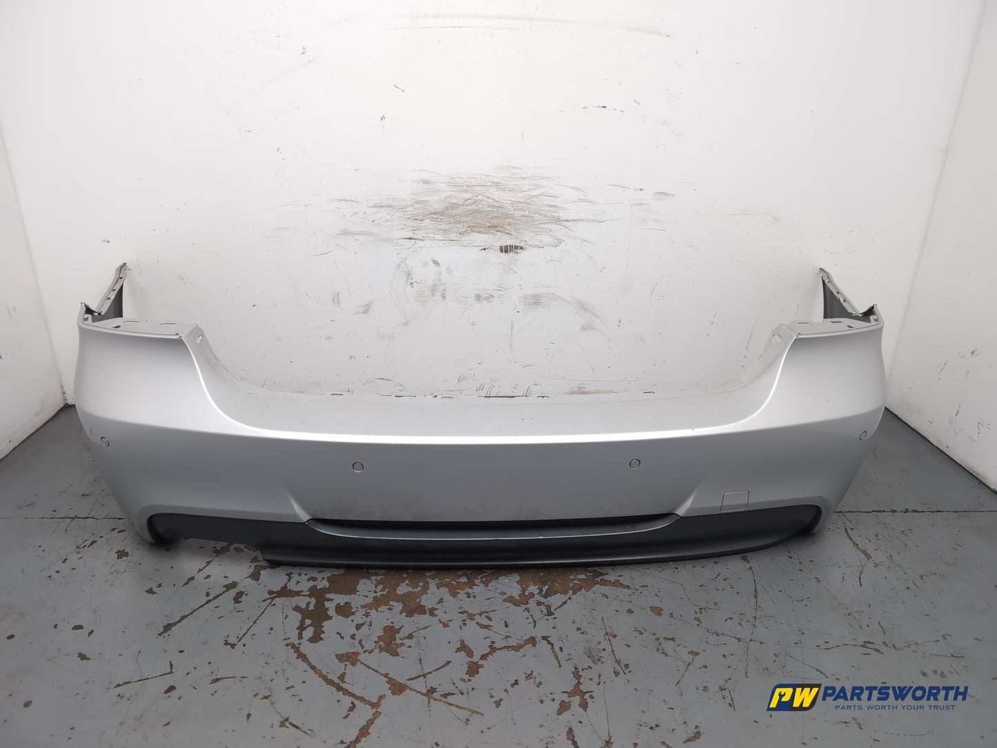 Bmw 320d M Sport Auto 181 Rear Bumper Silver 354