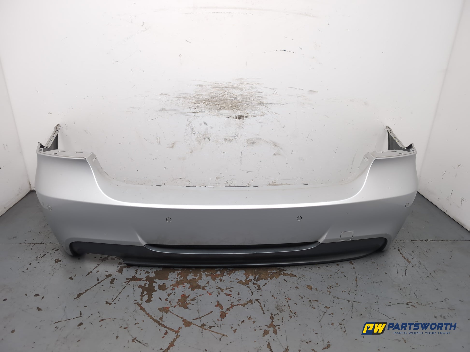 Bmw 320d M Sport Auto 181 Rear Bumper Silver 354