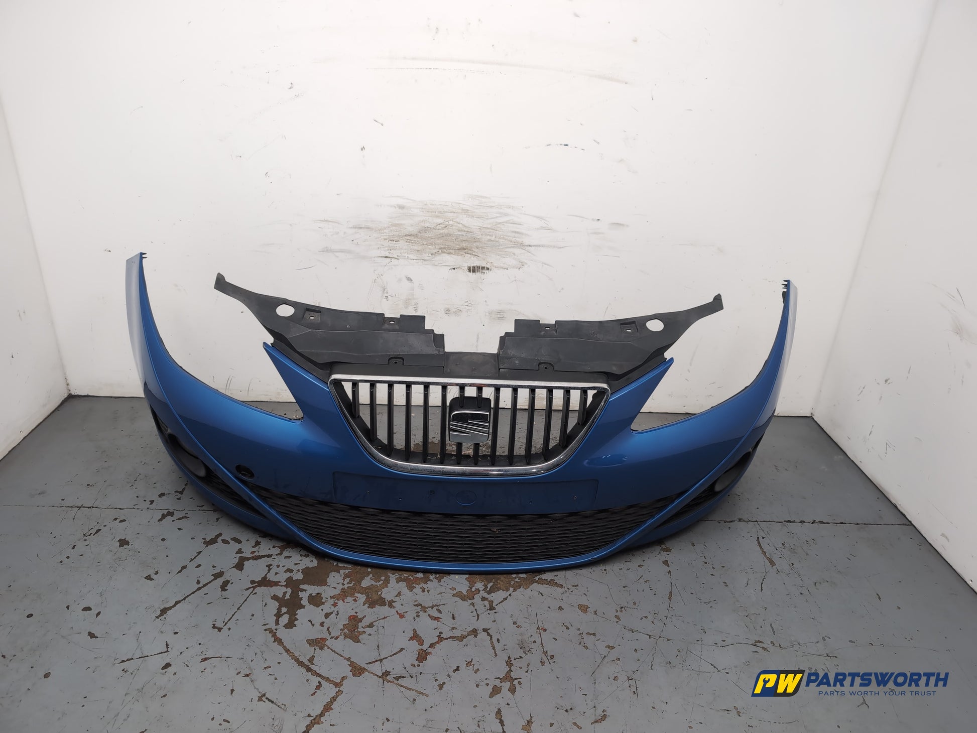Seat Ibiza Sportrider Front Bumper Blue Lz5f 2008-2011