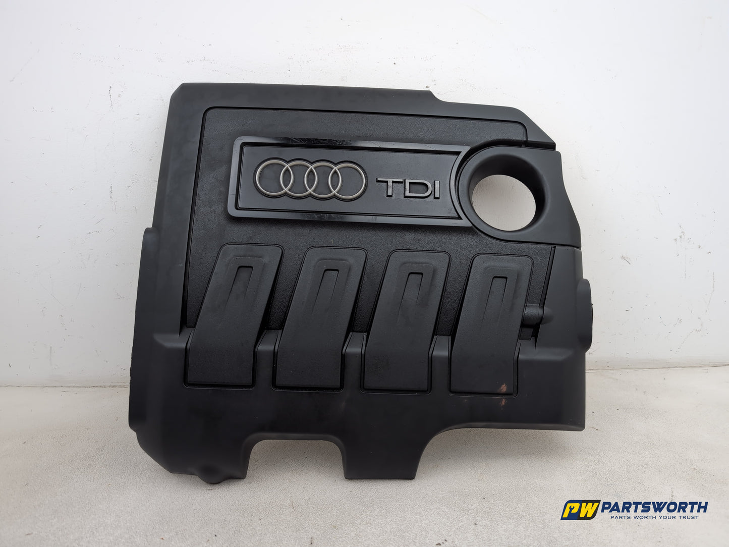Audi A1 Contrast Edition Tdi Engine Cover 1.6l Diesel