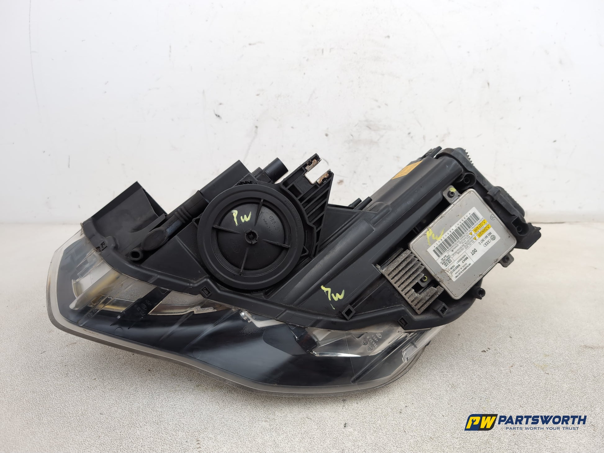 Audi A1 Contrast Edition Tdi Headlamp Rh Driver Side Xenon 8x0941004n 2008-2012 - photo 7