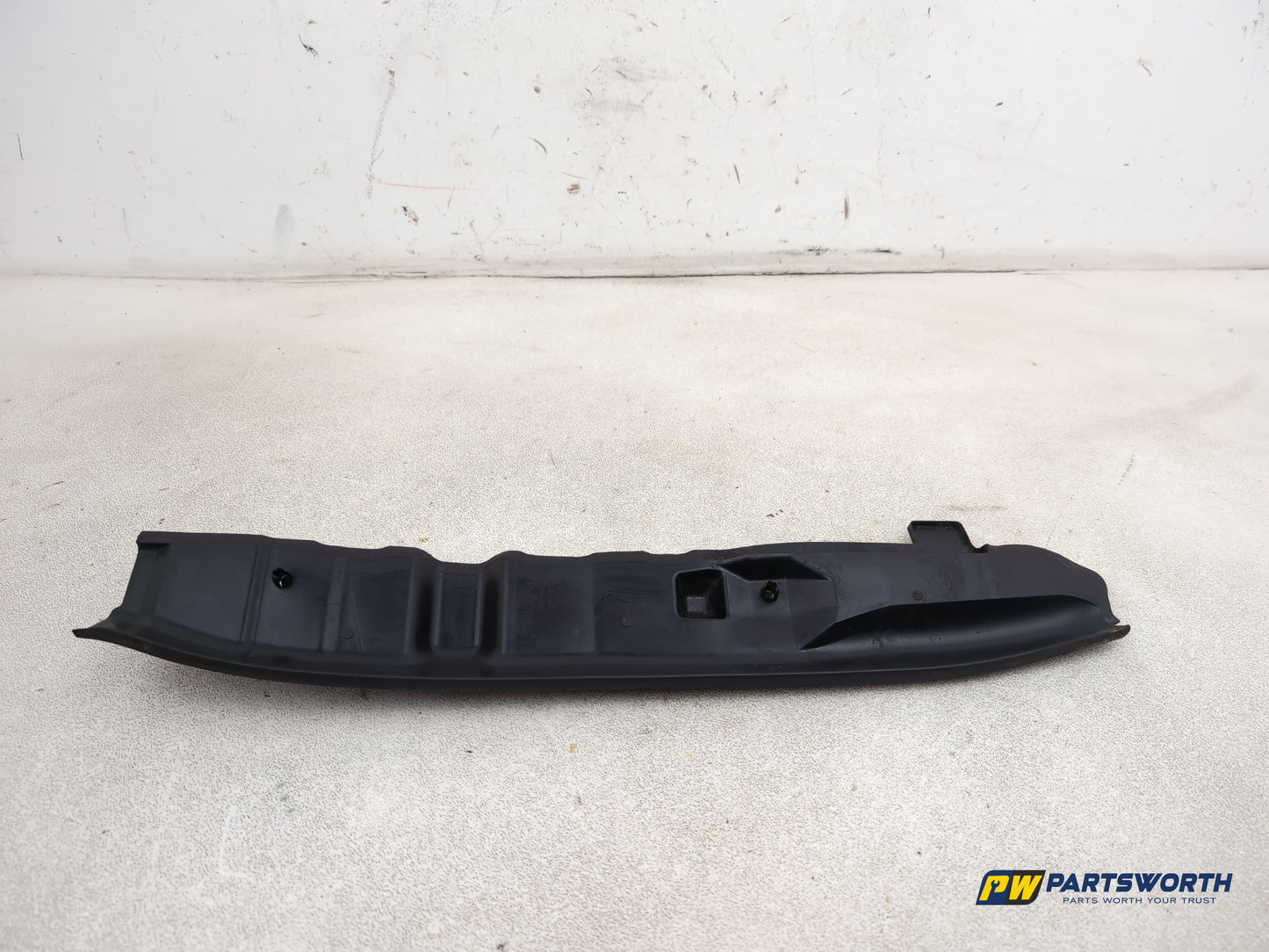 Audi A1 Contrast Edition Front Passenger Left Inner Wing Wheel Trim Arch