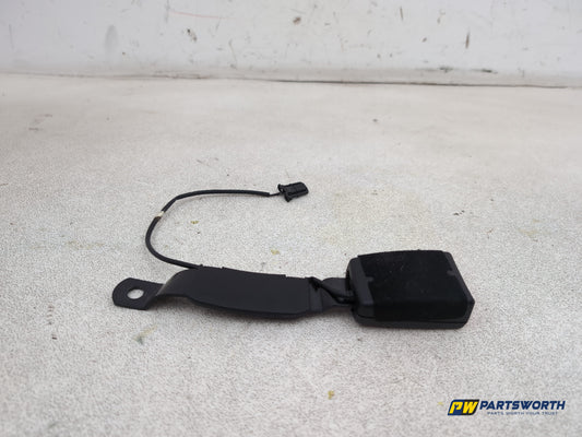Audi A1 Contrast Edition Tdi Seat Belt Bucle Front Rh Driver Side 8x0857756b