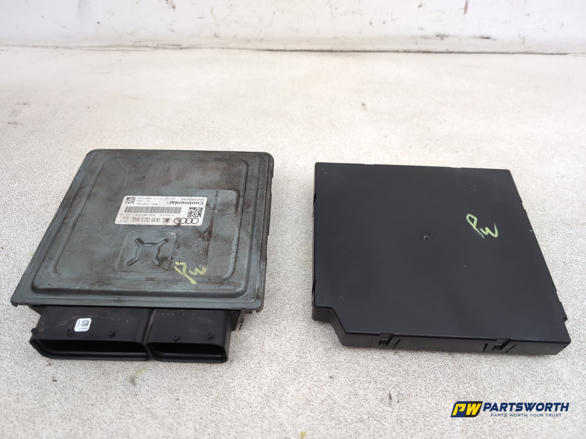 Audi A1 Contrast Edition Manual Engine Ecu Kit 1.6l Diesel 03l906023kq 2010-2012 - photo 7