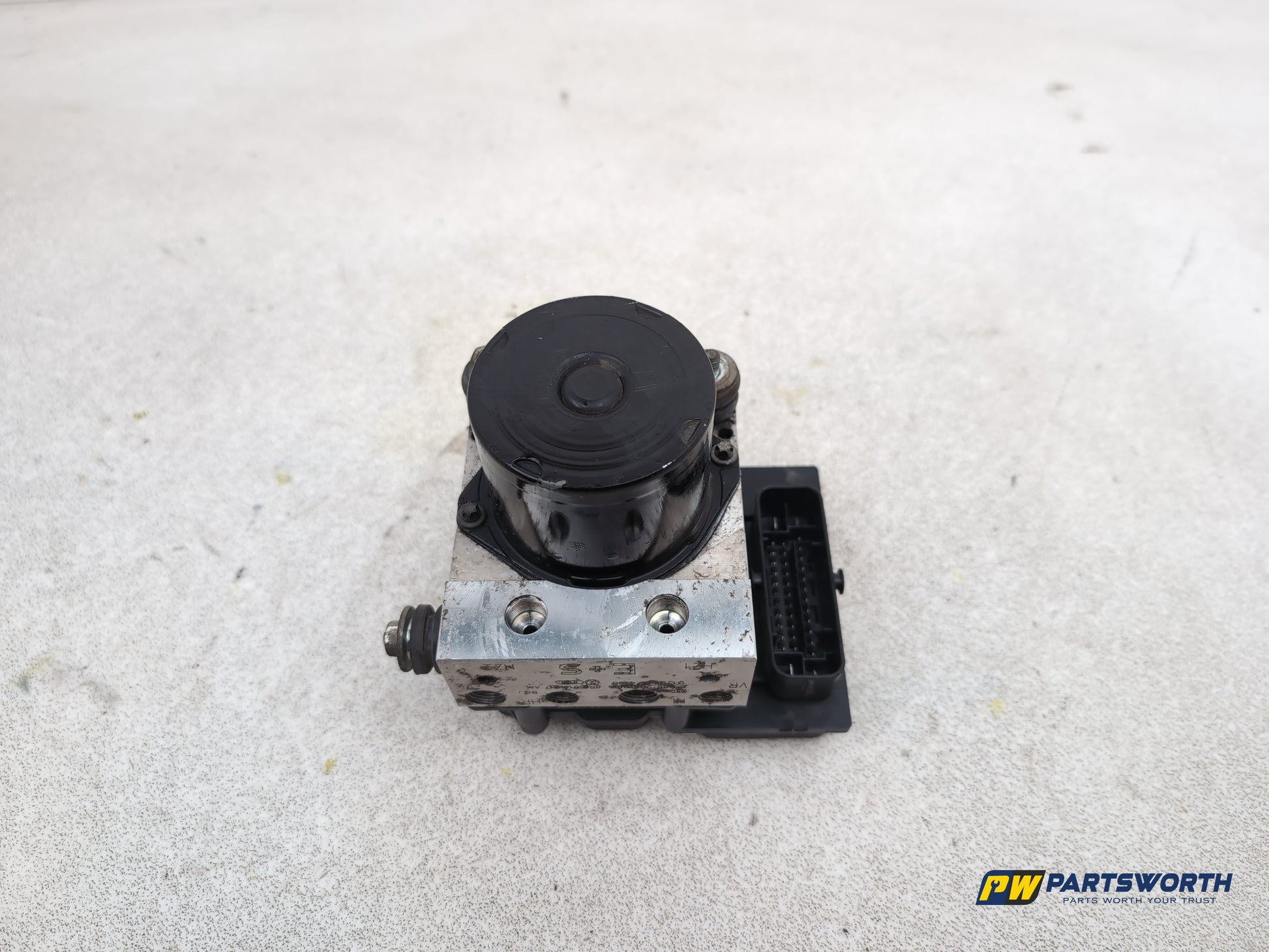 Audi A1 Contrast Edition Tdi Abs Pump 6r0907379bb 2010-2011