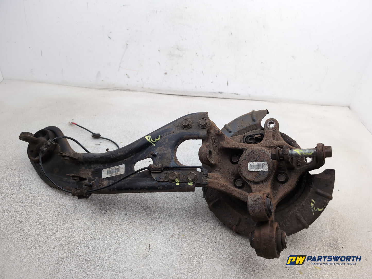 Kia Sportage 3 Crdi 1.7l Diesel Wheel Hub Rear Rh Driver Side 2010-2015