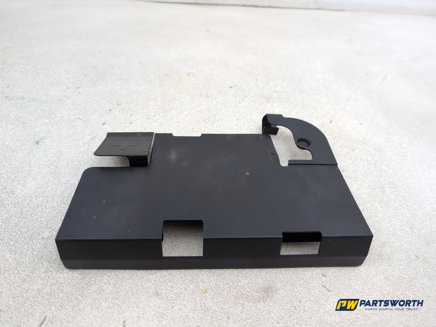 Audi A1 Contrast Edition Tdi Battery Cover 8k0915429f 2008-2012