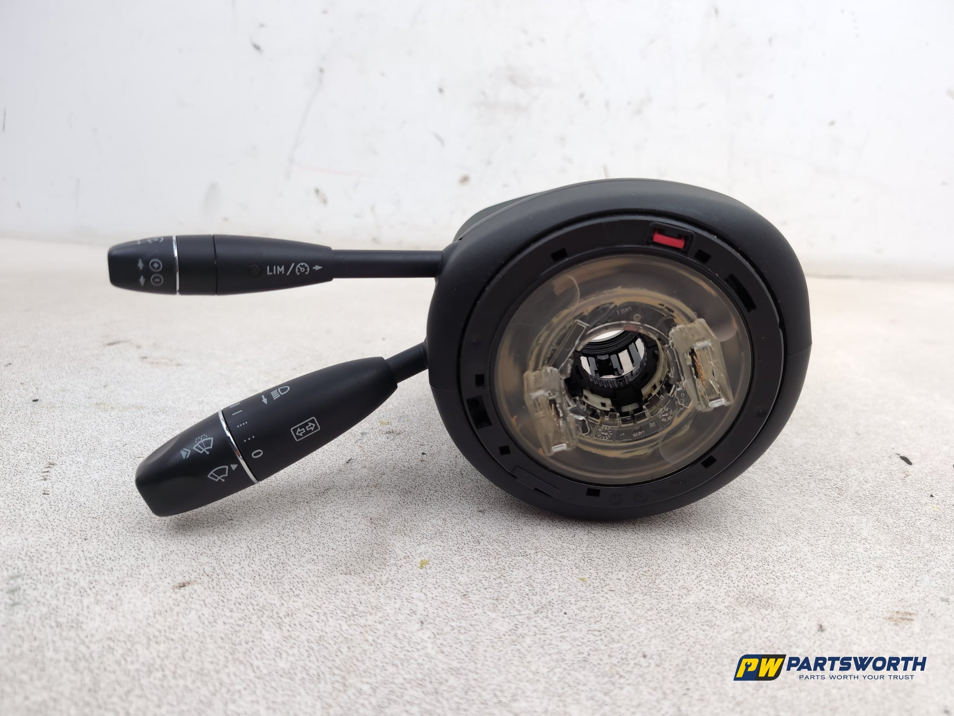 Mercedes-Benz E220 E-Class Wiper Wiper Stalk Squib Switch Cluster A2124407503