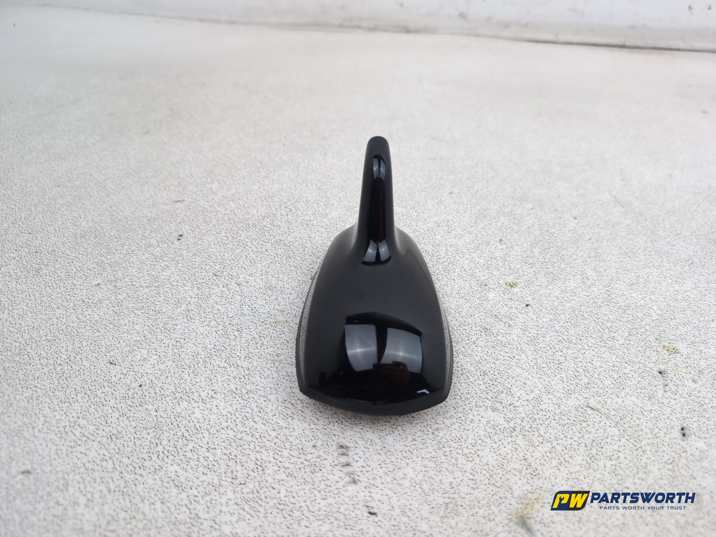 Mercedes-Benz E220 E-Class W212 Saloon Aerial Antenna A2048208075 2009-2016