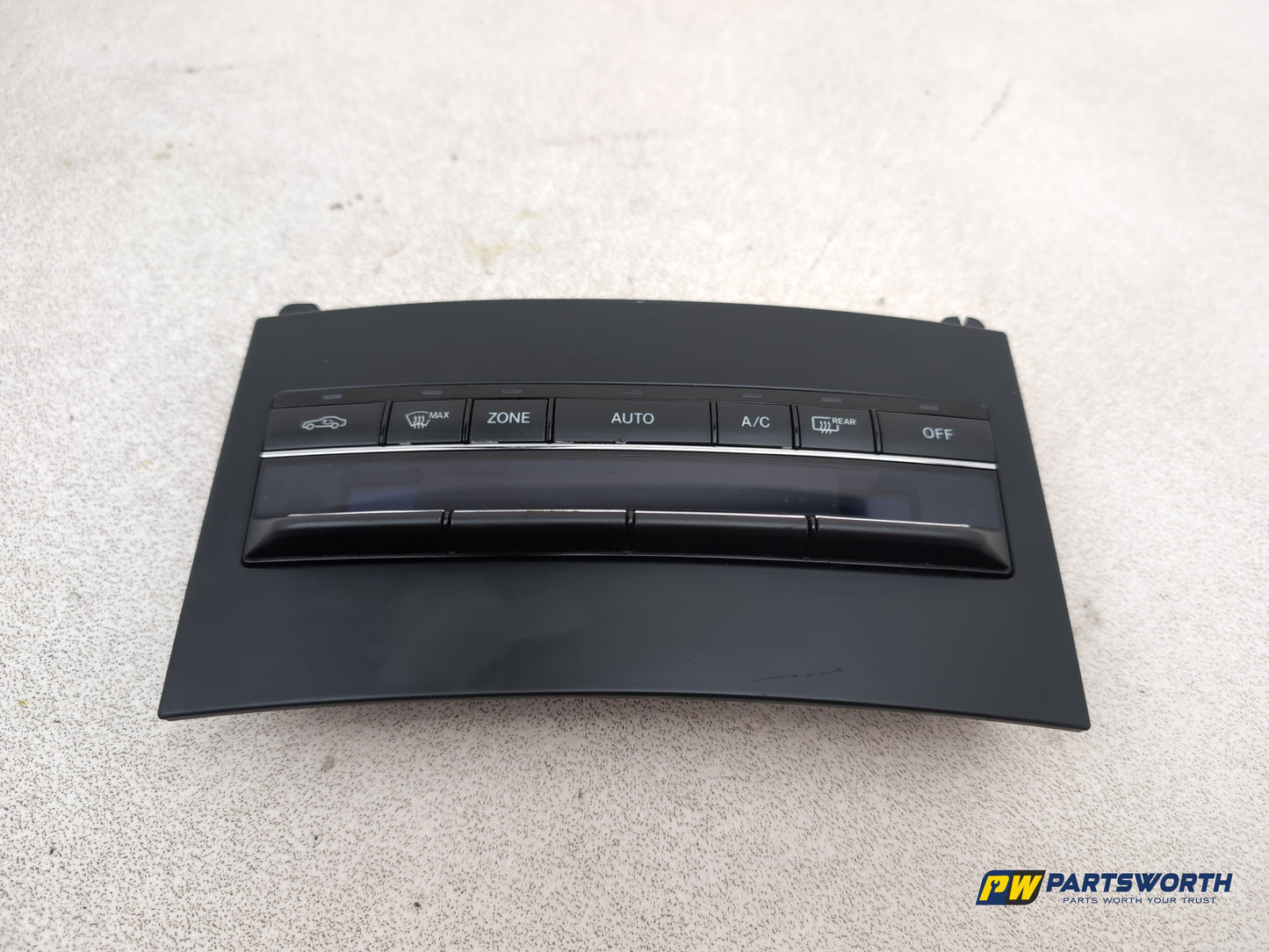 Mercedes-Benz E220 E-Class W212 Heater Control Assembly A2129005902 2009-2016