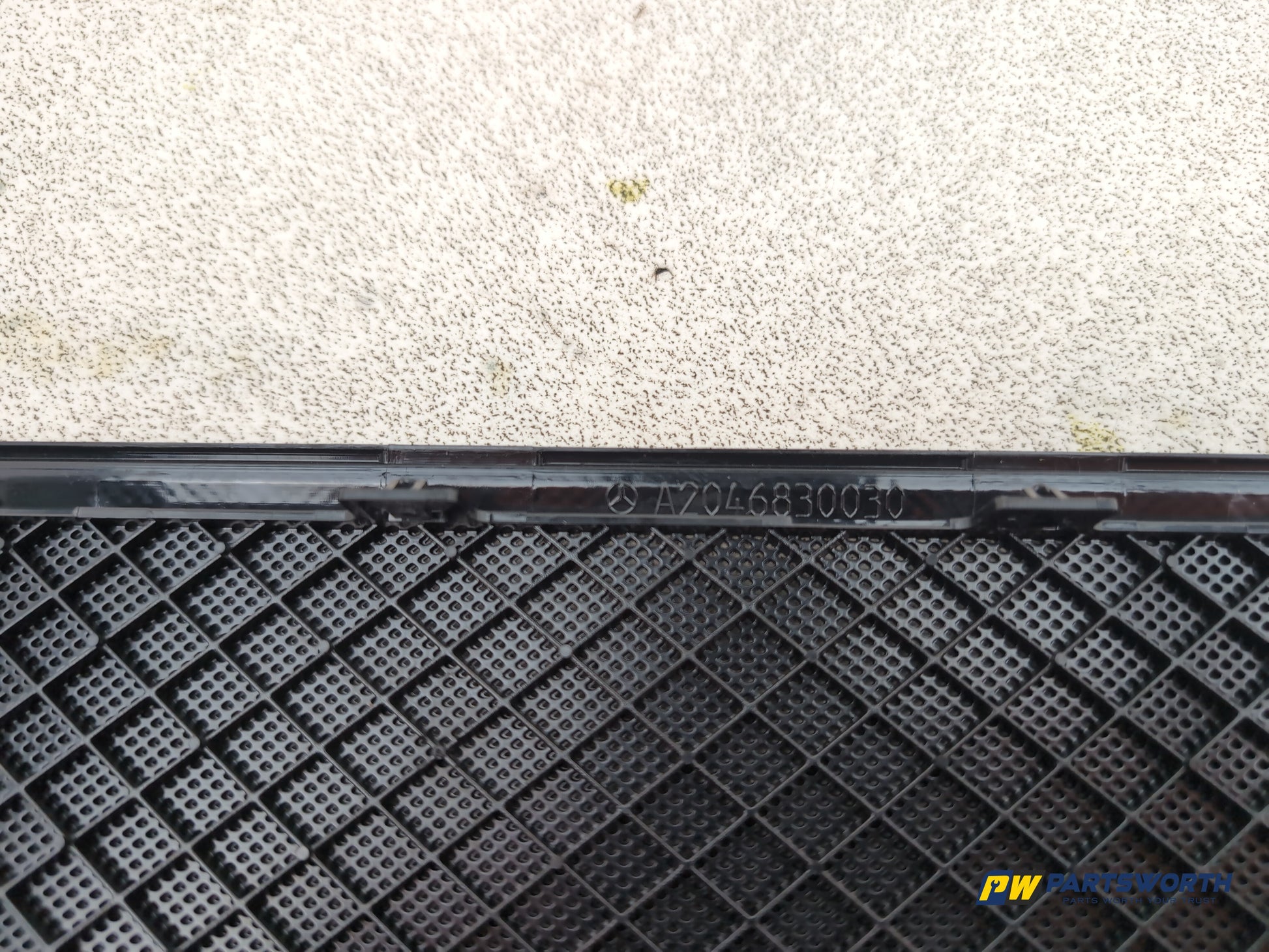 Mercedes-Benz E220 E-Class W212 Saloon Rear Parcel Shelf Speaker Cover Grill - photo 7