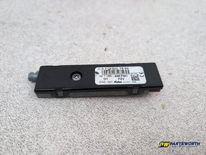 Mercedes-Benz E220 E-Class W212 Antenna Aerial Amplifier Module Unit A2128201689