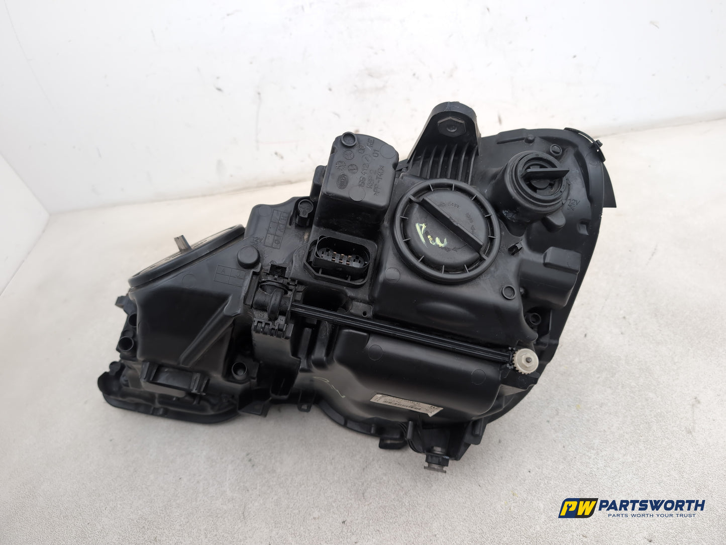 Mercedes-Benz E220 E-Class W212 Headlamp Headlight Rh Driver Side A2128200461 - photo 7