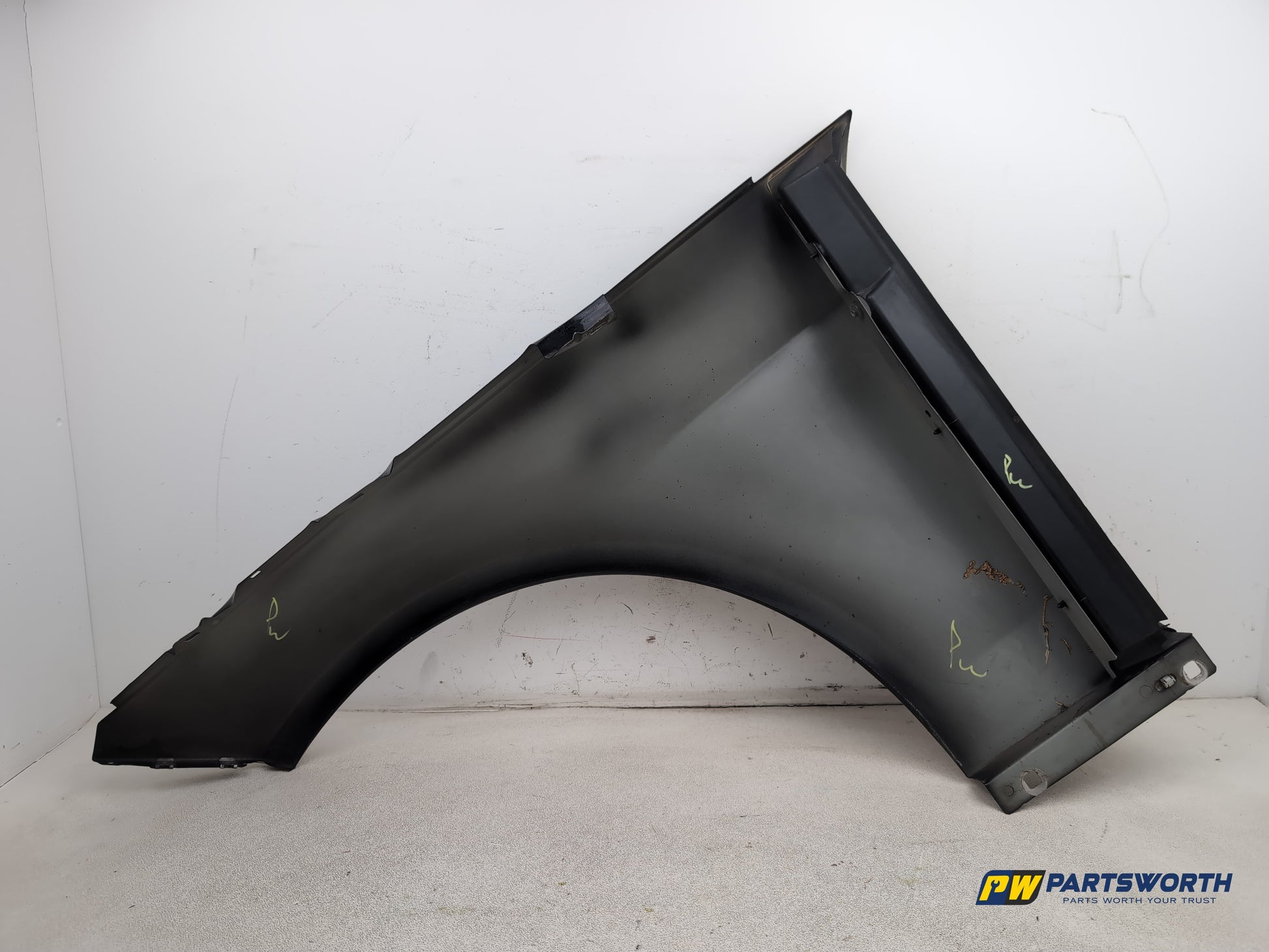 Mercedes-Benz E220 E-Class Saloon Wing Front Rh Driver Side Obsidian Black C197 - photo 7