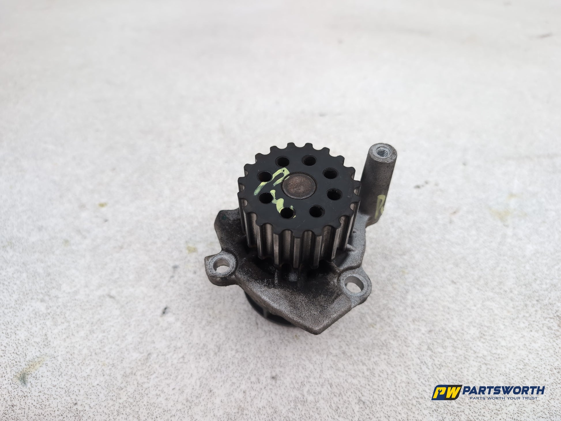 Audi A1 Contrast Edition Tdi 1.6l Diesel Coolant Water Pump 2008-2012