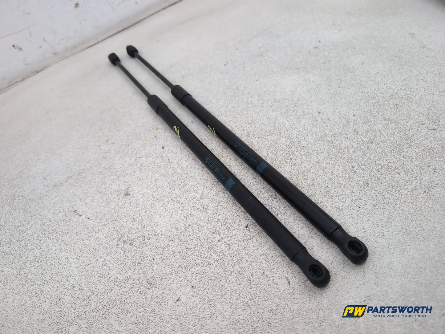 Mercedes-Benz E220 E-Class W212 Saloon Bonnet Gas Struts Pair A2048800029 - photo 8