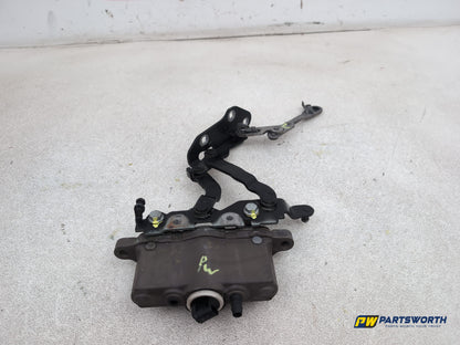 Mercedes-Benz E220 E-Class Saloon Bonnet Hinge Lh Passenger Side A2048800128