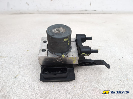Mercedes-Benz E220 E-Class W212 Saloon Abs Pump A2124312012 2009-2016