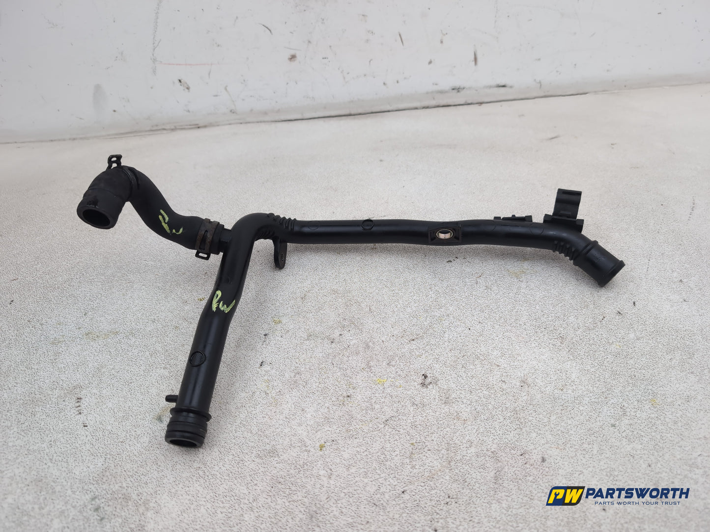 Audi A1 Contrast Edition Tdi 1.6l Diesel Coolant Hose Pipe 03l121065 2008-2012