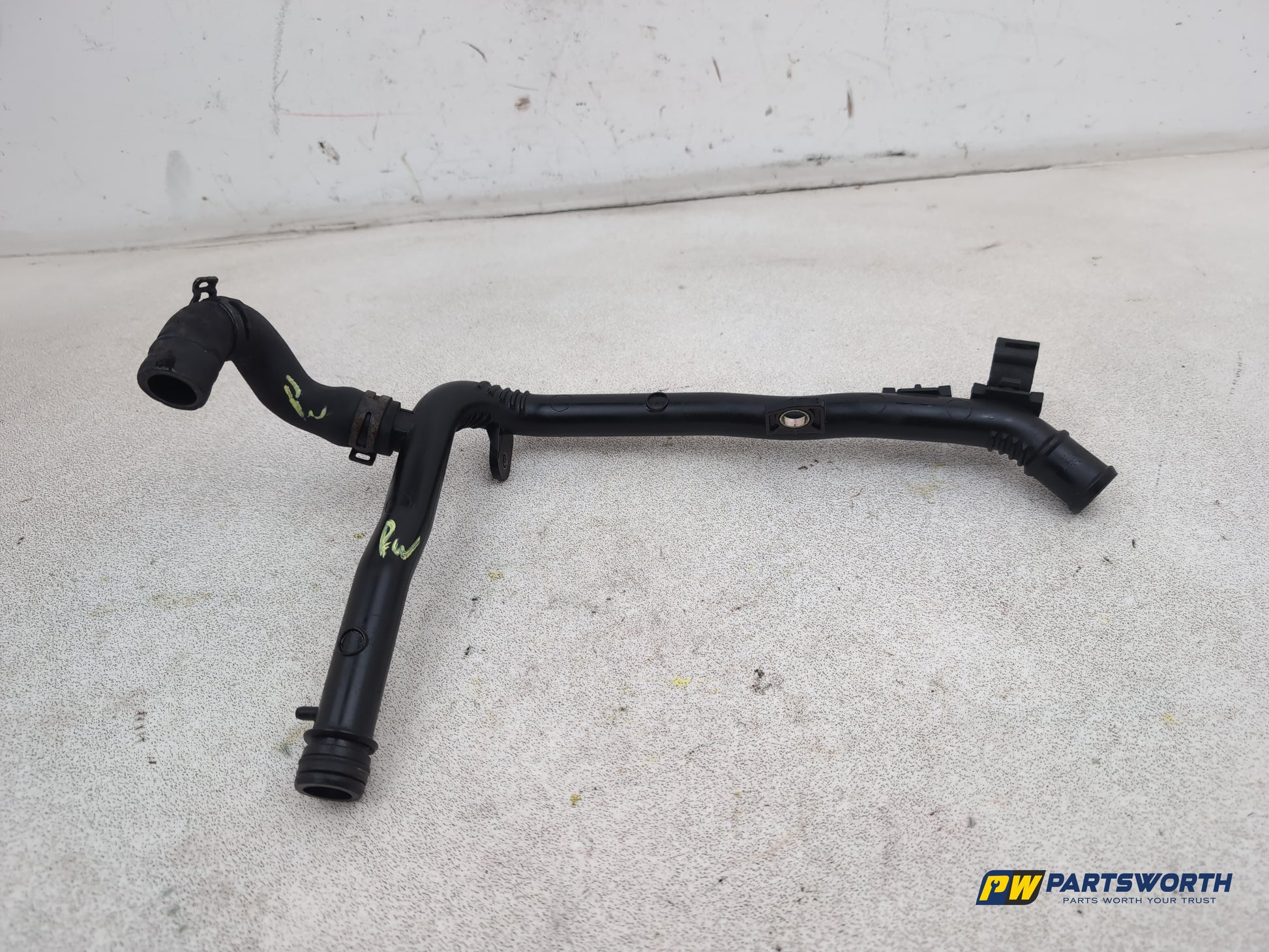 Audi A1 Contrast Edition Tdi 1.6l Diesel Coolant Hose Pipe 03l121065 2008-2012