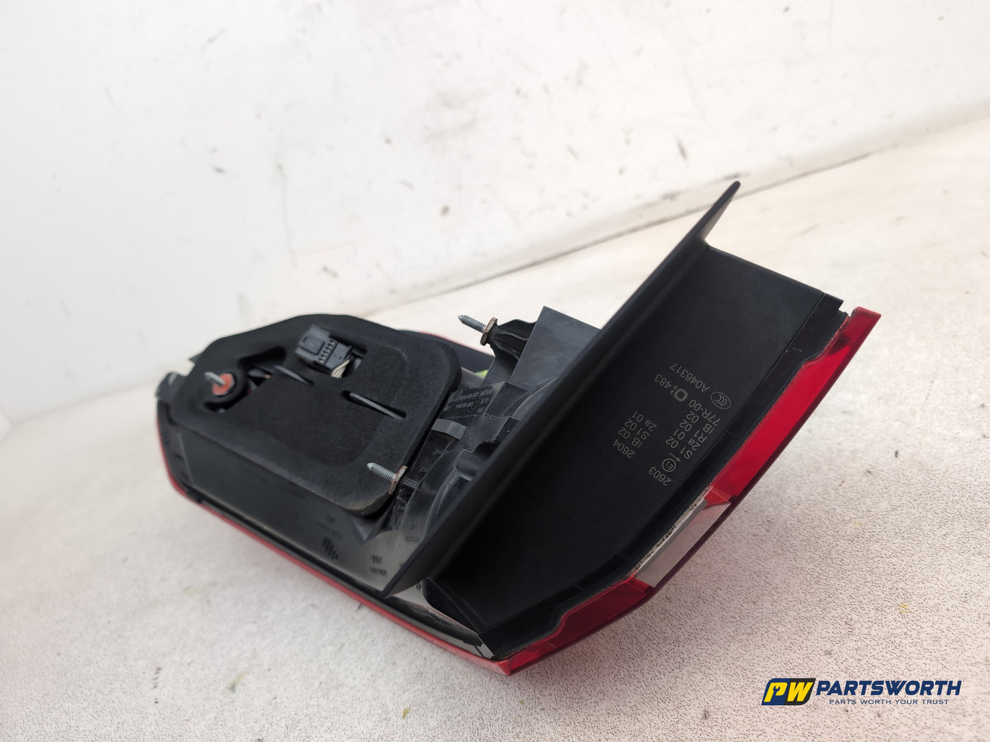 Mercedes-Benz E220 E-Class W212 Lamp Assembly Rear Lh Passenger Side A2128200164 - photo 7