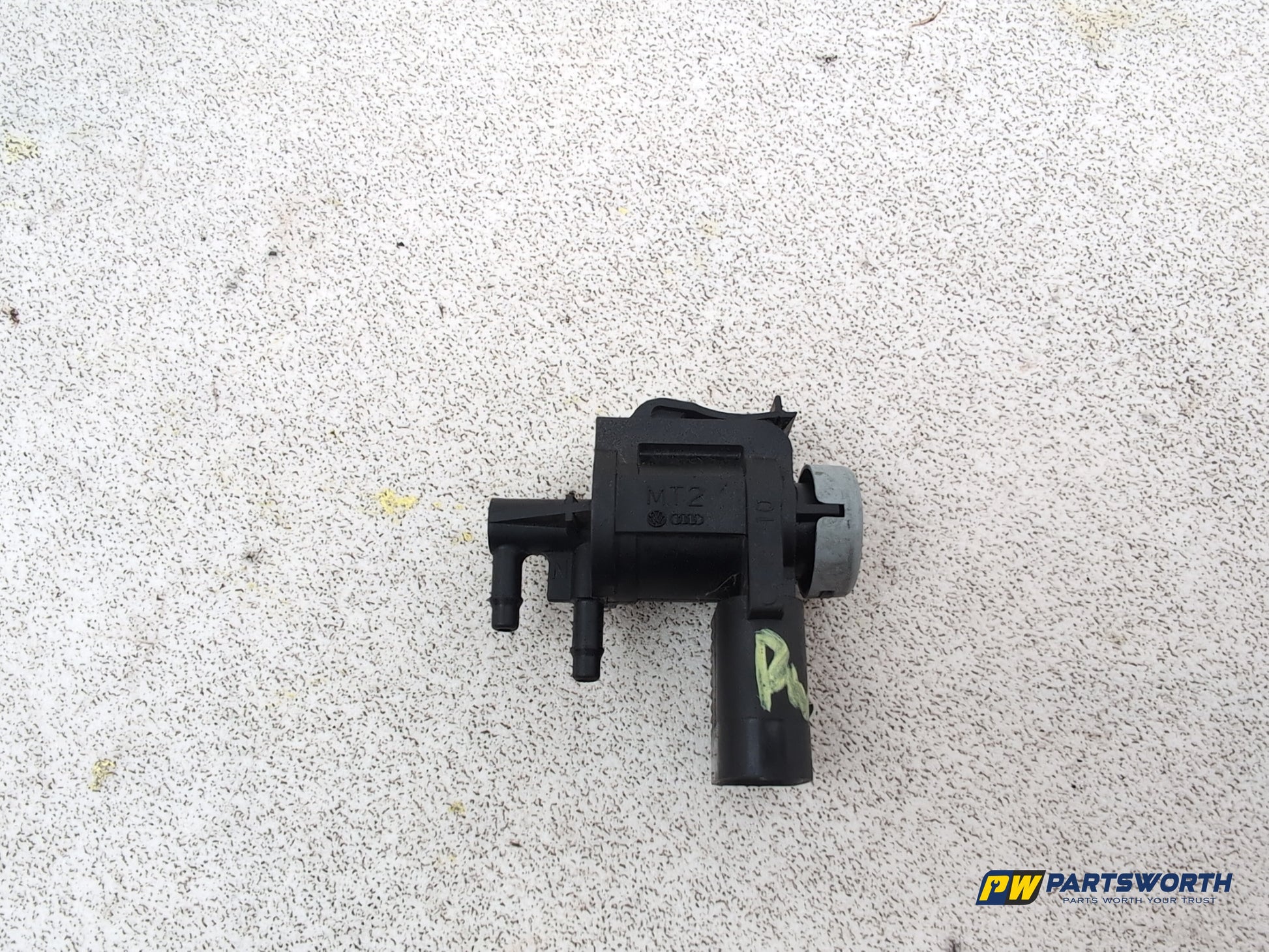 Audi A1 Contrast Edition 1.6l Diesel Turbo Solenoid Valve 1k0906283a 2008-2012