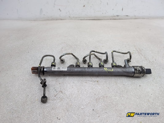 Audi A1 Contrast Edition Tdi 1.6l Diesel Fuel Rail 03l130089r 2008-2012