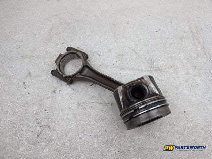 Audi A1 Contrast Edition 1.6l Manual Diesel Cayc Piston With Conrod 2008-2012