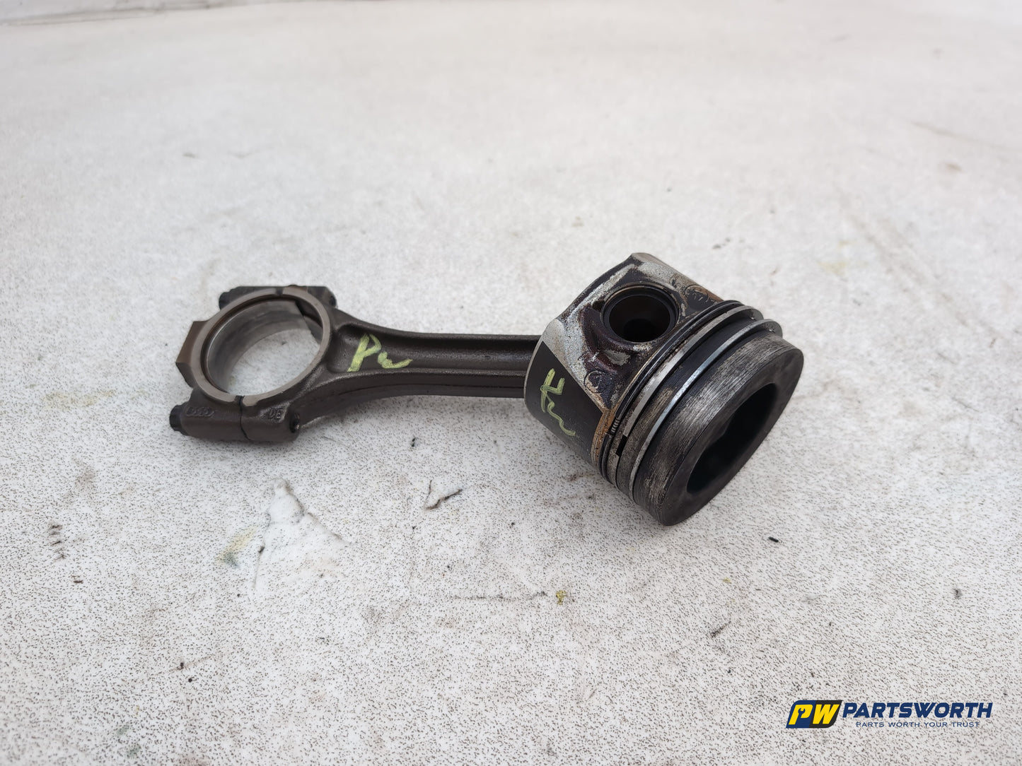Audi A1 Contrast Edition 1.6l Manual Diesel Cayc Piston With Conrod 2008-2012