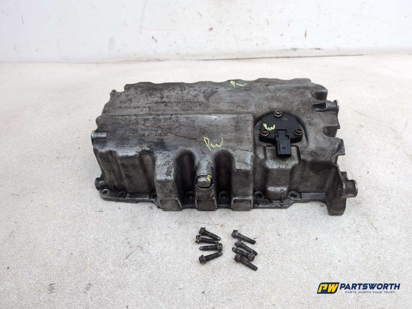 Audi Vw Skoda Seat 1.6l Diesel Engine Oil Sump Cayc Ac43400 2008-2012