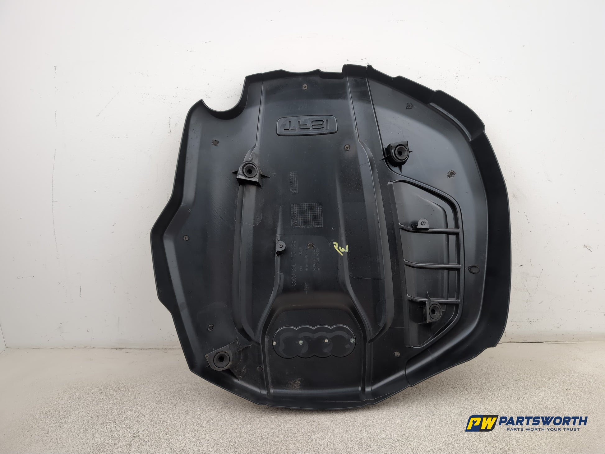 Audi A4 B9 A5 F5 Tfsi 2.0l Engine Cover Lid Panel Trim 06l103925 - photo 7